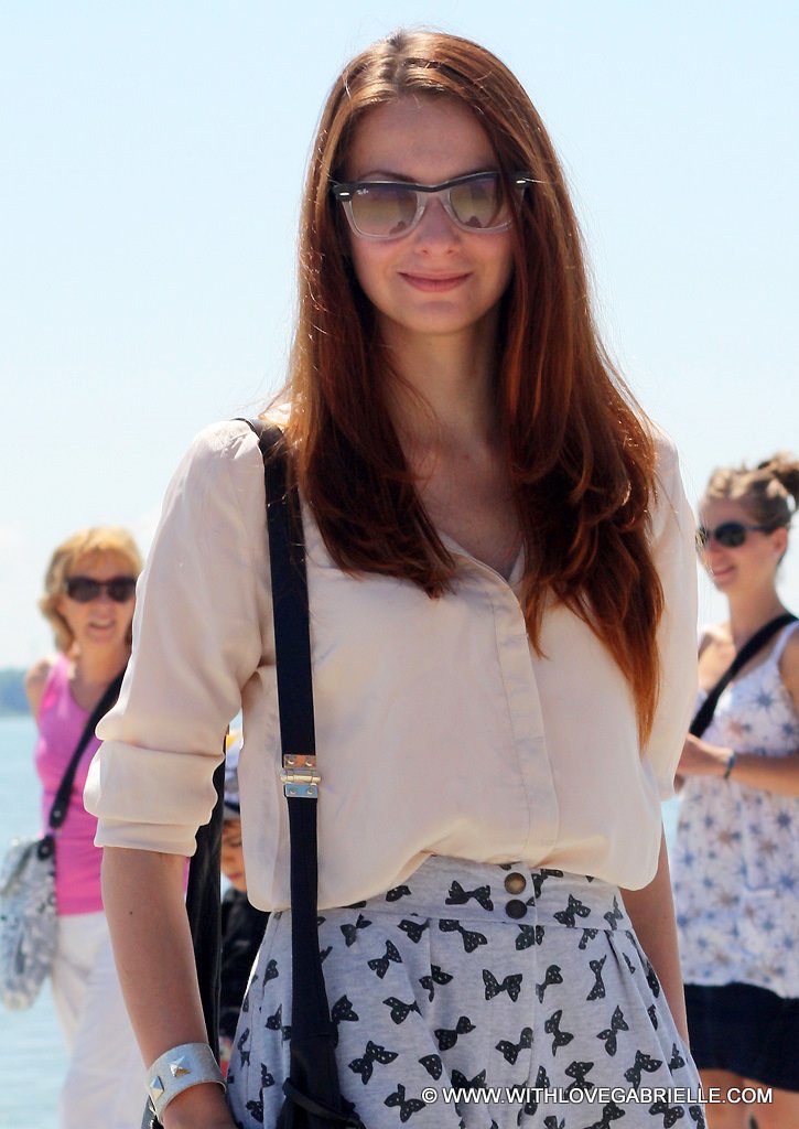 Marta Tryshak wearing Ray Ban Wayfarer Sunnies at Trois-Rivieres Quebece